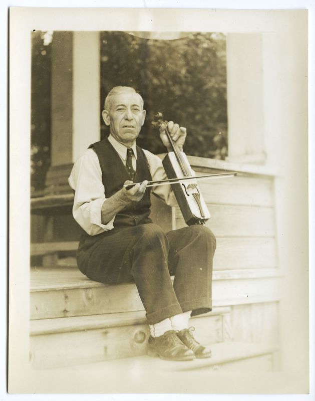 Bedros Haroutunian playing kamanche, portrait, photograph Bedros Haroutunian playing kamanche, portrait, photograph