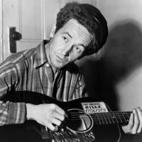 520px-Woody_Guthrie_2.jpg
