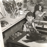 Archives_of_American_Art_-_A_young_child_named_Joachim_at_a_free_Federal_Art_Project_art_class_in_Brooklyn_-_12044.jpg