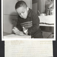 442px-Archives_of_American_Art_-_A_young_boy_named_William_at_one_of_the_Federal_Art_Project's_sculpture_classes_at_the_Brooklyn_Children's_Museum_-_12042.jpg